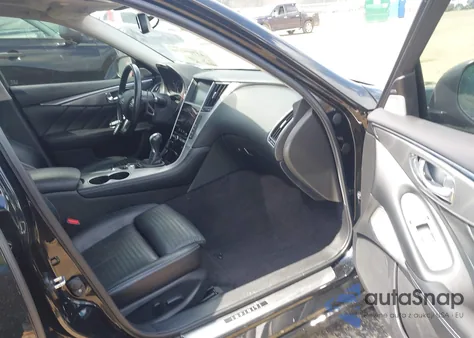 2017 Infiniti Q50 3.0T Red Sport 400 z USA, uszkodzony, nr VIN JN1FV7AP0HM851383